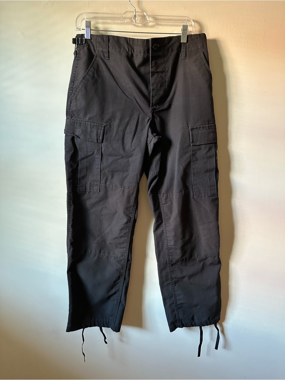 Black Cargo Pants Propper Size Small